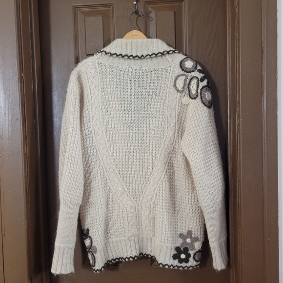 ♥️TallyHo mohair wool blend beige shawl collar crochet patch detail cardigan - Picture 5 of 9